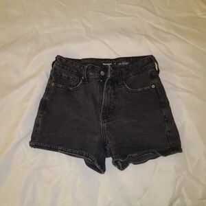 Old Navy High-Rise Black Denim Shorts